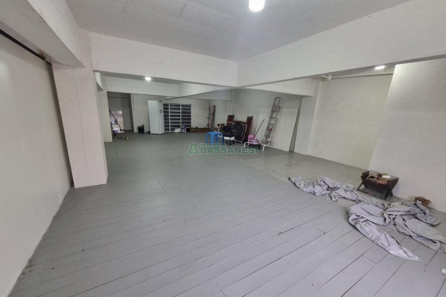 Sala com 90m², no bairro Morada dos Alpes em Caxias do Sul para Alugar
