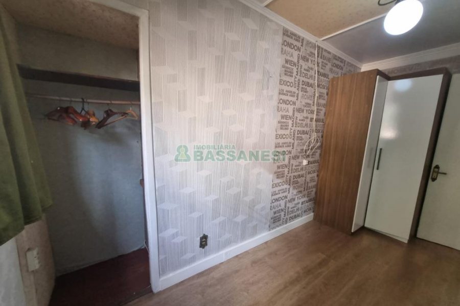 Casa com 150m², 3 dormitórios, 2 vagas, no bairro Planalto em Caxias do Sul para Alugar