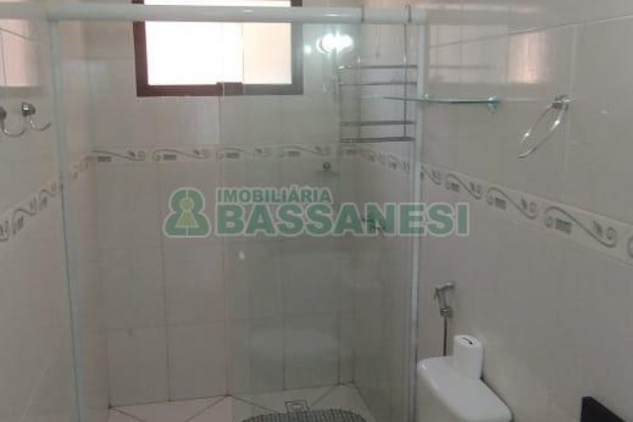 Loja com 70m², 2 dormitórios, no bairro Rio Branco em Caxias do Sul para Alugar