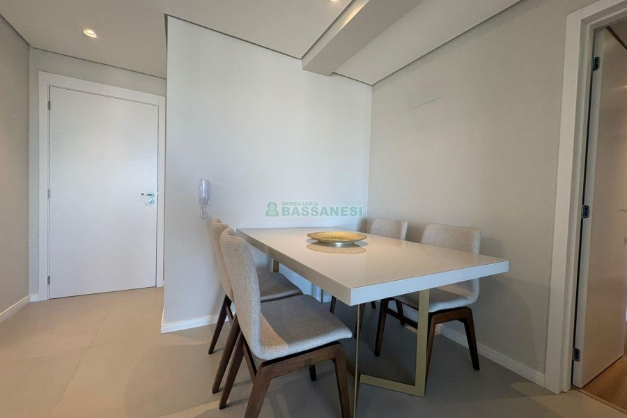 Apto Mobiliado com 110m², 3 dormitórios, 1 vaga, no bairro Petrópolis em Caxias do Sul para Alugar