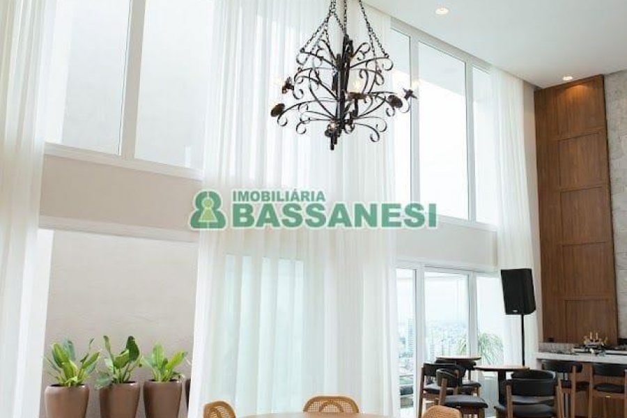 Apartamento com 110m², 3 dormitórios, 1 vaga, no bairro Petrópolis em Caxias do Sul para Alugar