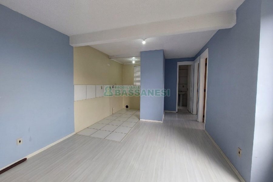 Apartamento com 45m², 2 dormitórios, 1 vaga, no bairro Forqueta em Caxias do Sul para Alugar