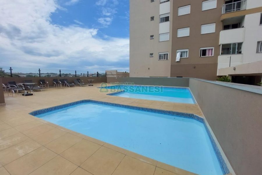 Apartamento com 55m², 2 dormitórios, 1 vaga, no bairro Panazzolo em Caxias do Sul para Alugar