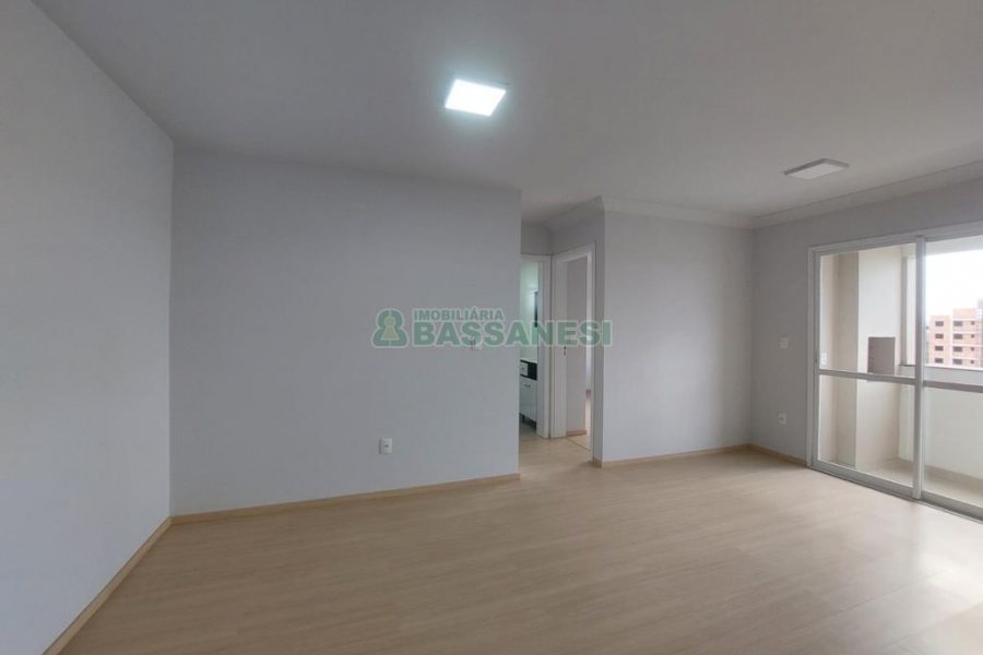 Apartamento com 55m², 2 dormitórios, 1 vaga, no bairro Panazzolo em Caxias do Sul para Alugar