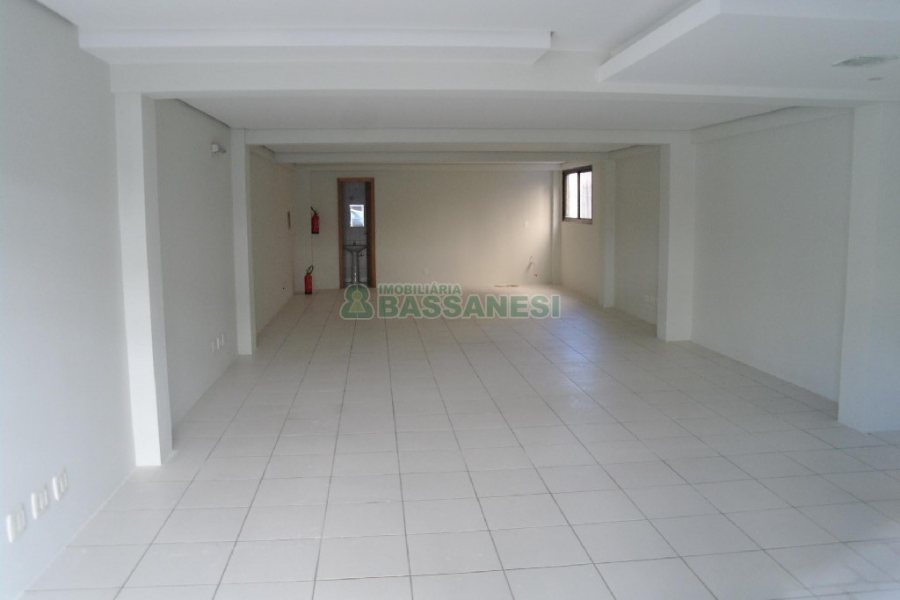 Loja com 80m², no bairro Centro em Caxias do Sul para Alugar