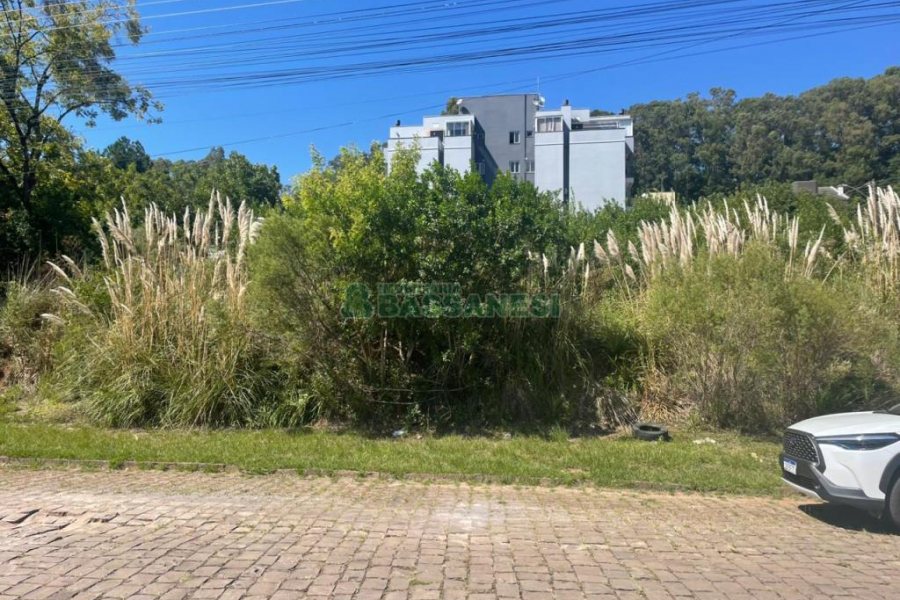 Terreno, no bairro Colina Sorriso em Caxias do Sul para Comprar