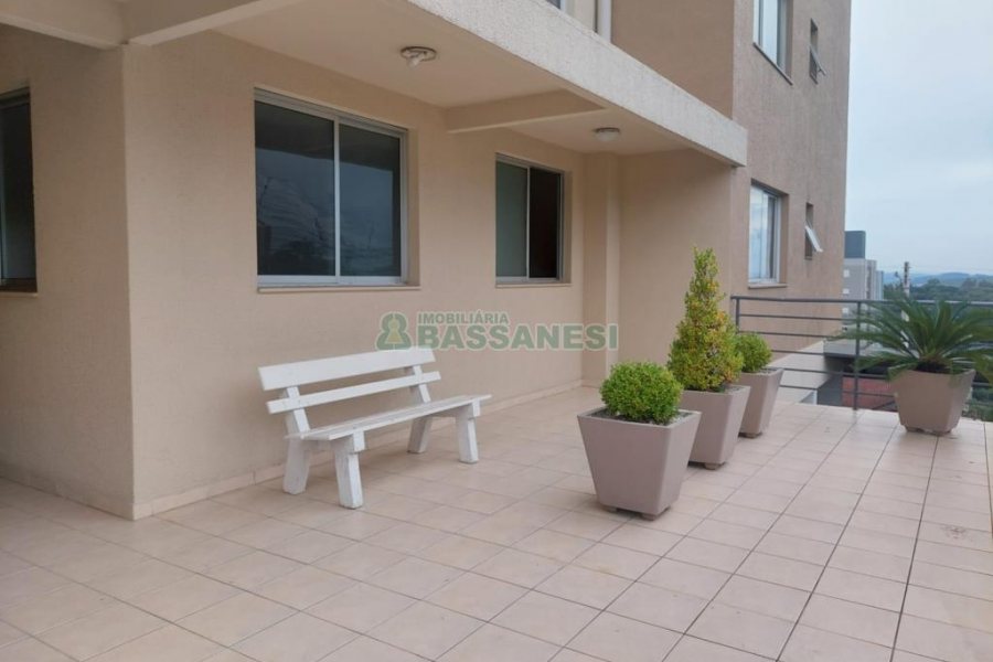 Apto Mobiliado com 52m², 2 dormitórios, 1 vaga, no bairro Diamantino em Caxias do Sul para Alugar