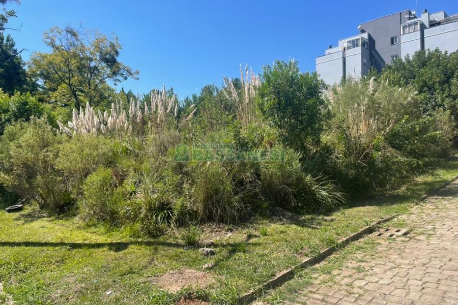 Terreno, no bairro Colina Sorriso em Caxias do Sul para Comprar