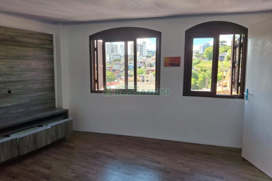 Apartamento com 89m², 2 dormitórios, 1 vaga, no bairro Marechal Floriano em Caxias do Sul para Alugar
