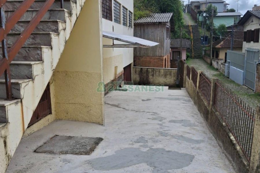 Apartamento com 89m², 2 dormitórios, 1 vaga, no bairro Marechal Floriano em Caxias do Sul para Alugar