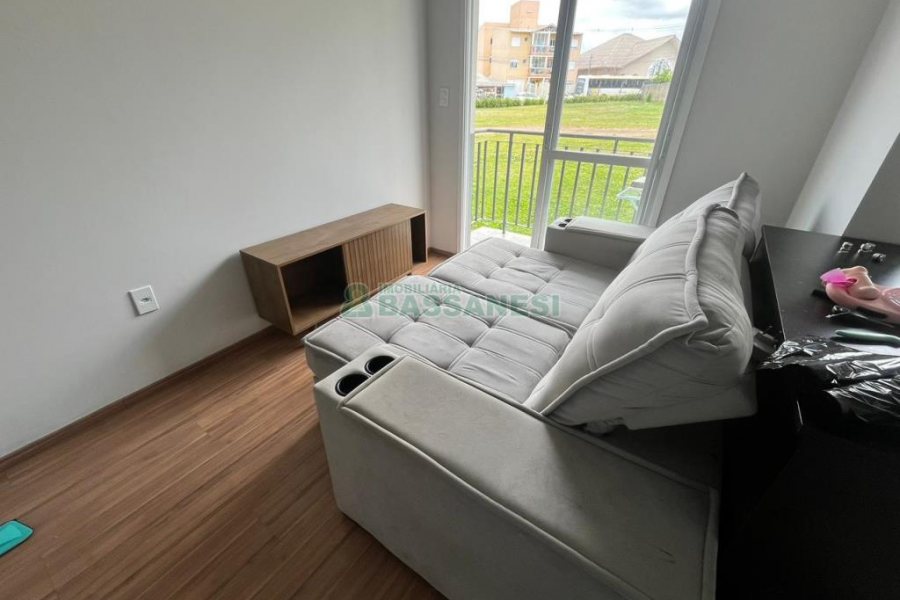 Apartamento com 52m², 2 dormitórios, 1 vaga, no bairro Belo Horizonte em Caxias do Sul para Alugar