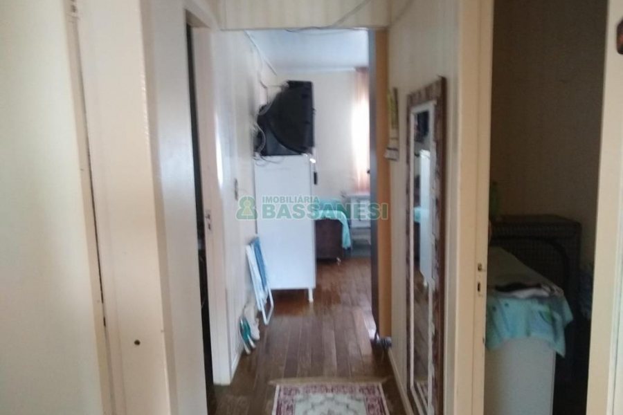 Casa com 160m², 3 dormitórios, 1 vaga, no bairro Jardim Eldorado em Caxias do Sul para Comprar