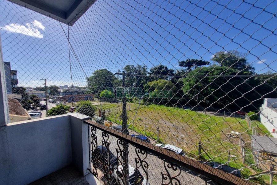 Apartamento com 77m², 2 dormitórios, 1 vaga, no bairro São Pelegrino em Caxias do Sul para Alugar