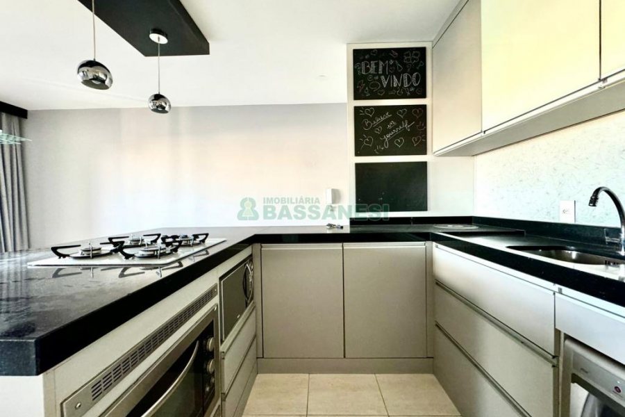 Apartamento com 75m², 2 dormitórios, 2 vagas, no bairro Villagio Iguatemi em Caxias do Sul para Comprar
