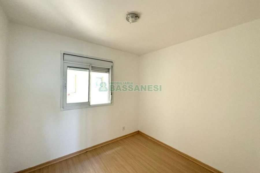 Apartamento com 75m², 2 dormitórios, 2 vagas, no bairro Villagio Iguatemi em Caxias do Sul para Comprar
