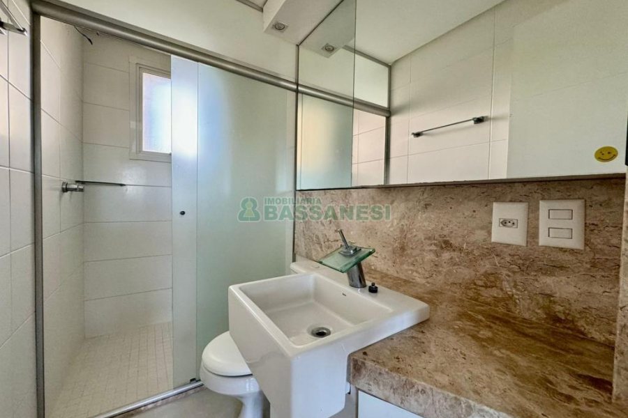 Apartamento com 75m², 2 dormitórios, 2 vagas, no bairro Villagio Iguatemi em Caxias do Sul para Comprar