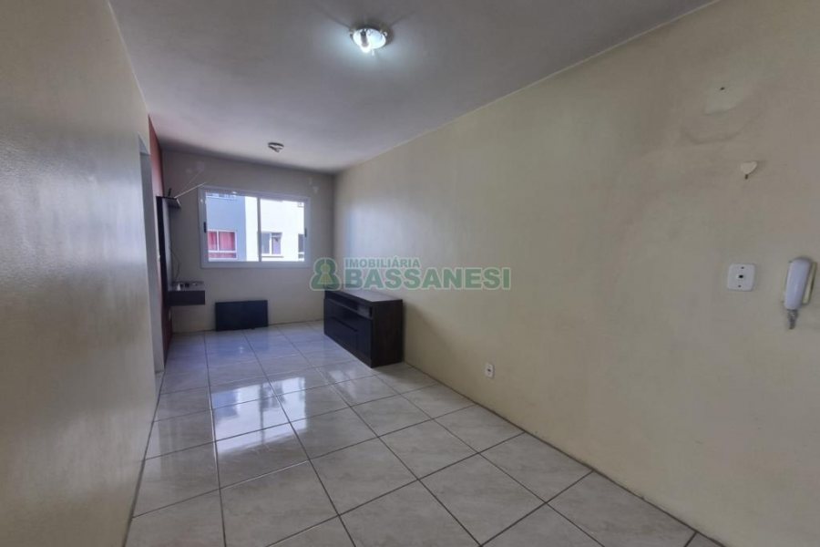 Apartamento com 48m², 2 dormitórios, 1 vaga, no bairro Cidade Nova em Caxias do Sul para Alugar
