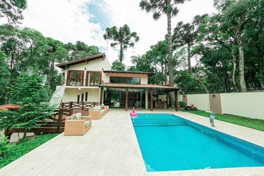 Casa com 100m², 2 dormitórios, 2 vagas, no bairro Ana Rech em Caxias do Sul para Alugar