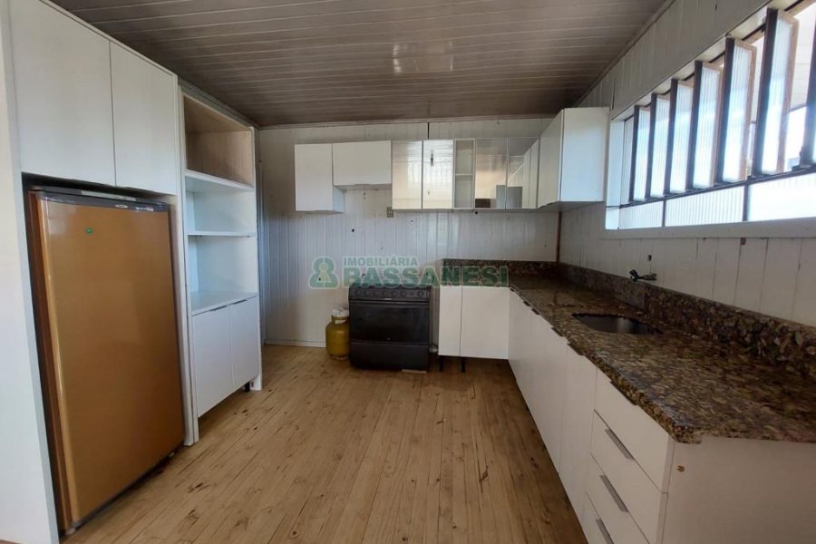 Casa com 64m², 2 dormitórios, no bairro Bela Vista em Caxias do Sul para Alugar