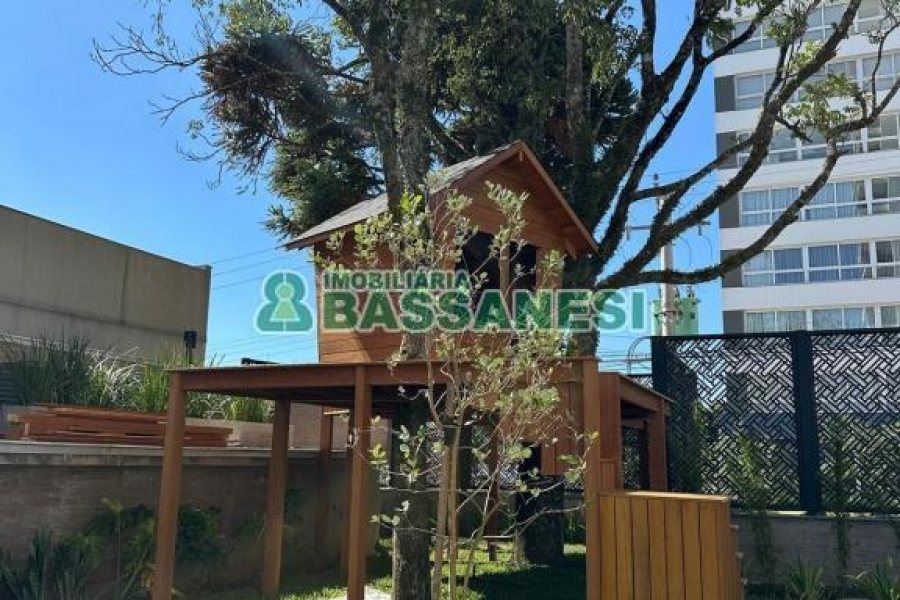 Apartamento com 129m², 3 dormitórios, 2 vagas, no bairro Petrópolis em Caxias do Sul para Comprar