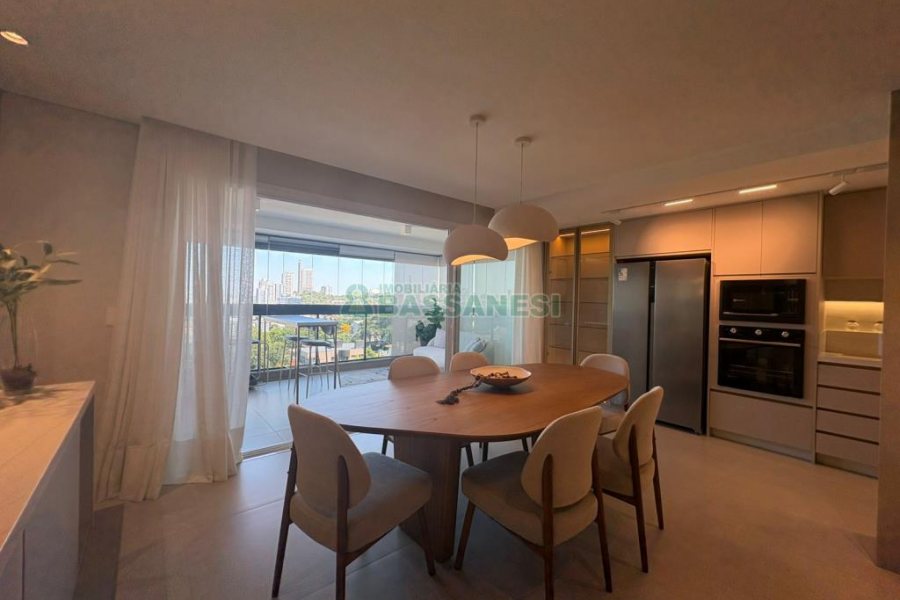 Apartamento com 129m², 3 dormitórios, 2 vagas, no bairro Petrópolis em Caxias do Sul para Comprar