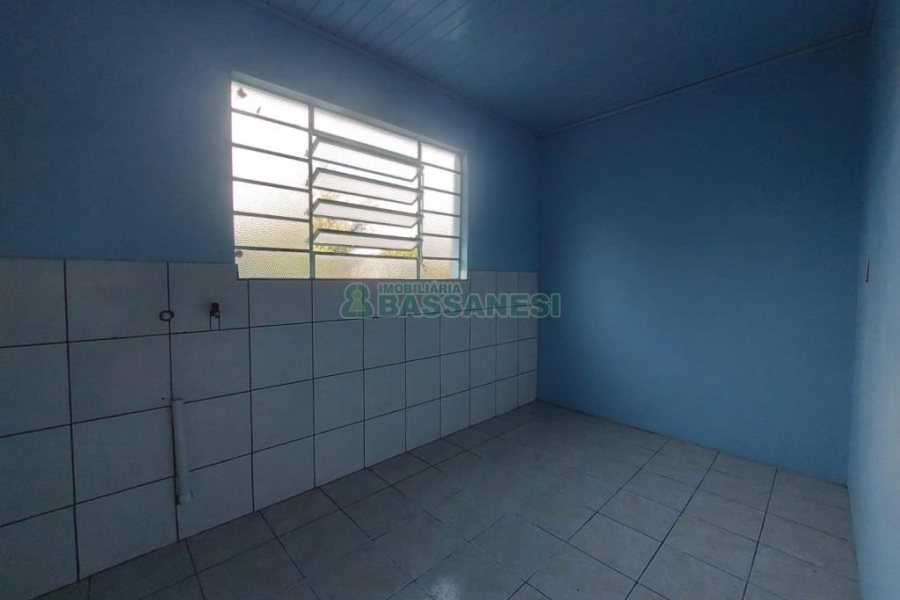 Casa com 80m², 3 dormitórios, no bairro Santa Lúcia em Caxias do Sul para Alugar