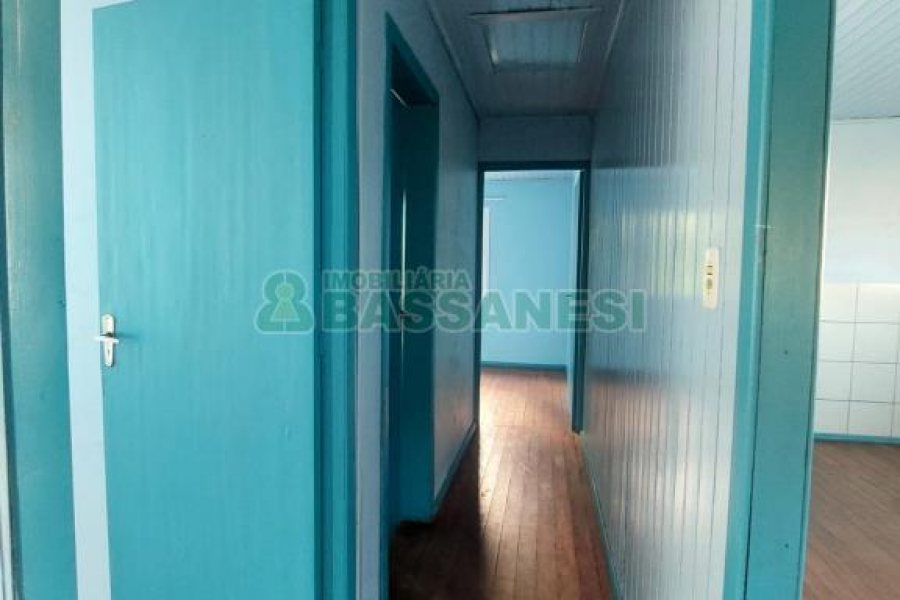 Casa com 80m², 3 dormitórios, no bairro Santa Lúcia em Caxias do Sul para Alugar