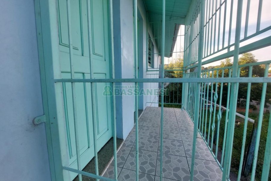 Casa com 80m², 3 dormitórios, no bairro Santa Lúcia em Caxias do Sul para Alugar