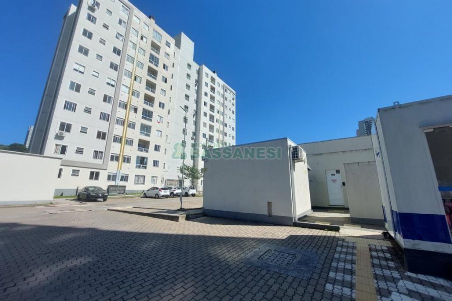 Apartamento com 45m², 2 dormitórios, 1 vaga, no bairro Panazzolo em Caxias do Sul para Alugar