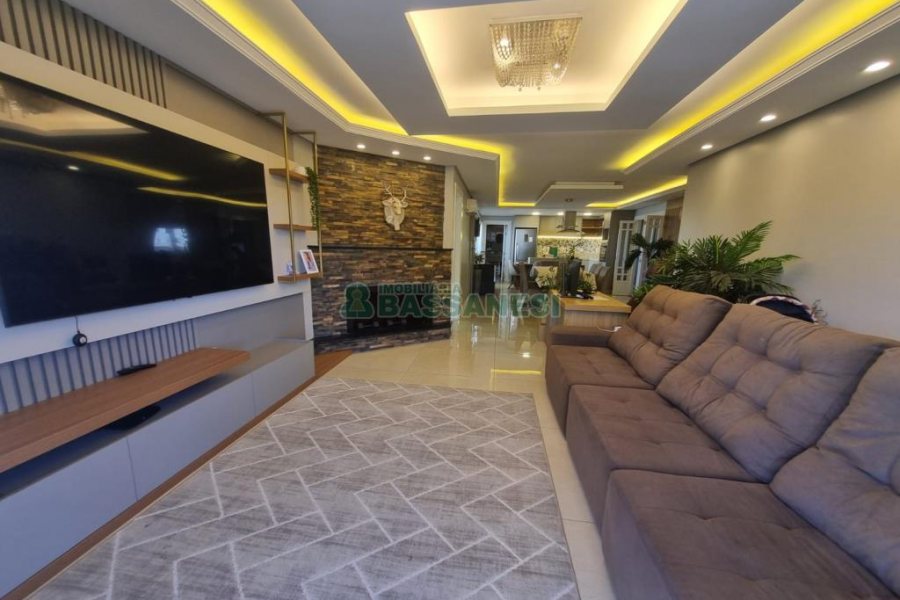 Apto Mobiliado com 250m², 3 dormitórios, 3 vagas, no bairro Morada dos Alpes em Caxias do Sul para Alugar