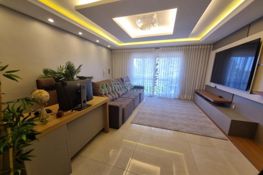 Apto Mobiliado com 250m², 3 dormitórios, 3 vagas, no bairro Morada dos Alpes em Caxias do Sul para Alugar