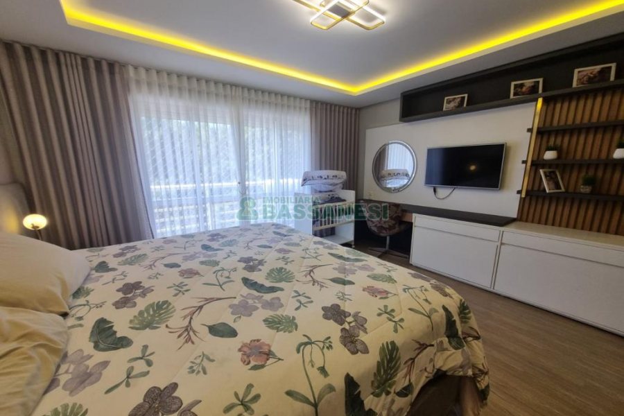 Apto Mobiliado com 250m², 3 dormitórios, 3 vagas, no bairro Morada dos Alpes em Caxias do Sul para Alugar