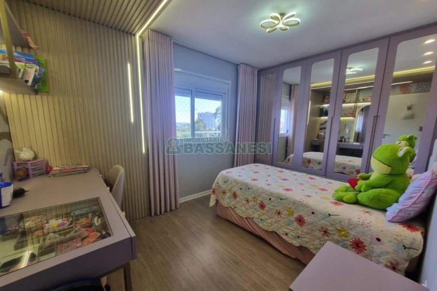 Apto Mobiliado com 250m², 3 dormitórios, 3 vagas, no bairro Morada dos Alpes em Caxias do Sul para Alugar