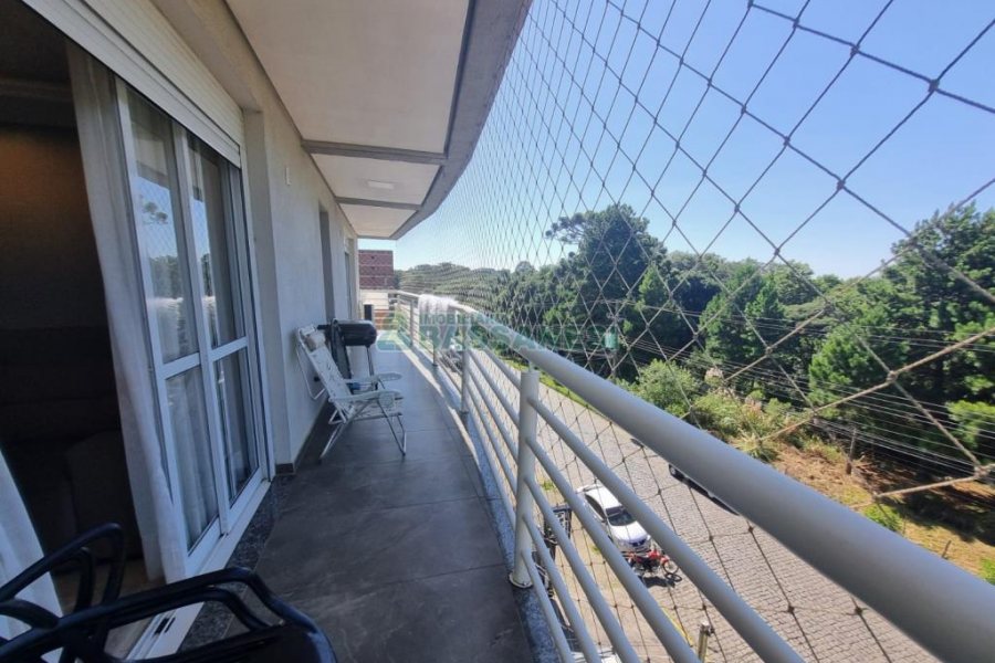 Apto Mobiliado com 250m², 3 dormitórios, 3 vagas, no bairro Morada dos Alpes em Caxias do Sul para Alugar