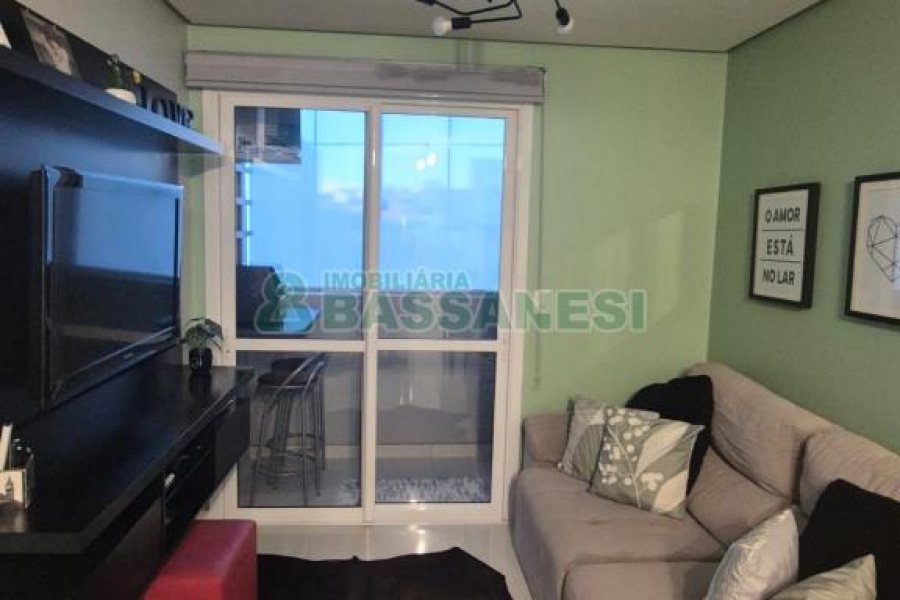 Apto Mobiliado com 64m², 2 dormitórios, 1 vaga, no bairro São Luiz em Caxias do Sul para Alugar