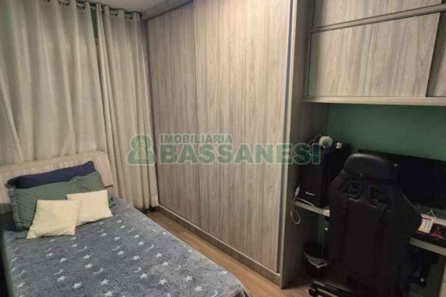 Apto Mobiliado com 64m², 2 dormitórios, 1 vaga, no bairro São Luiz em Caxias do Sul para Alugar