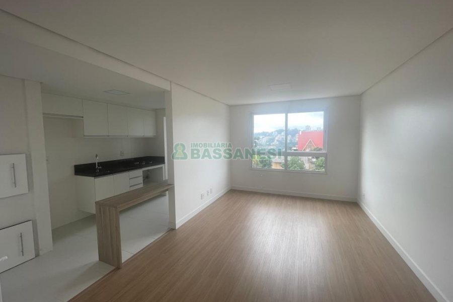 Apartamento com 84m², 2 dormitórios, 1 vaga, no bairro Salgado Filho em Caxias do Sul para Alugar
