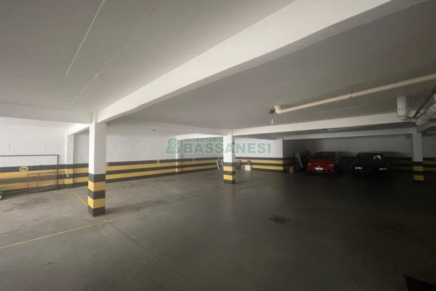 Apartamento com 84m², 2 dormitórios, 1 vaga, no bairro Salgado Filho em Caxias do Sul para Alugar