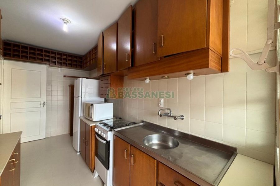 Apartamento com 50m², 1 dormitório, no bairro São Pelegrino em Caxias do Sul para Alugar