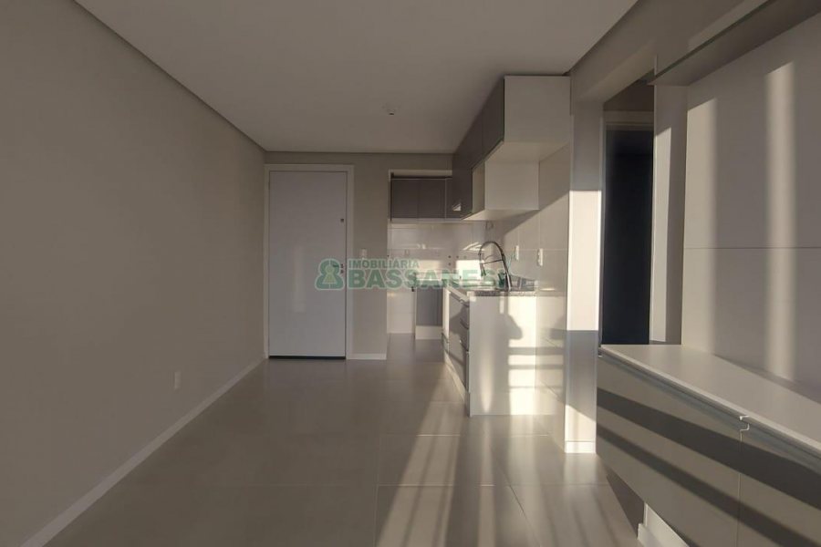 Apartamento com 58m², 2 dormitórios, 1 vaga, no bairro Vinhedos em Caxias do Sul para Alugar