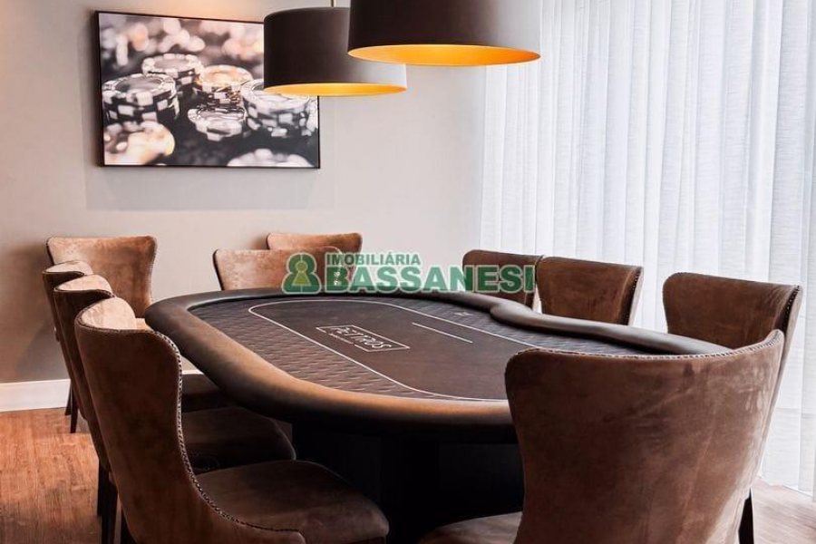 Apartamento com 110m², 3 dormitórios, 2 vagas, no bairro Petrópolis em Caxias do Sul para Alugar