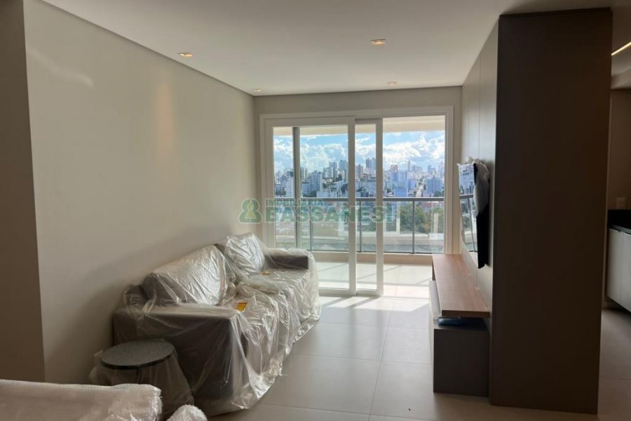 Apartamento com 110m², 3 dormitórios, 2 vagas, no bairro Petrópolis em Caxias do Sul para Alugar