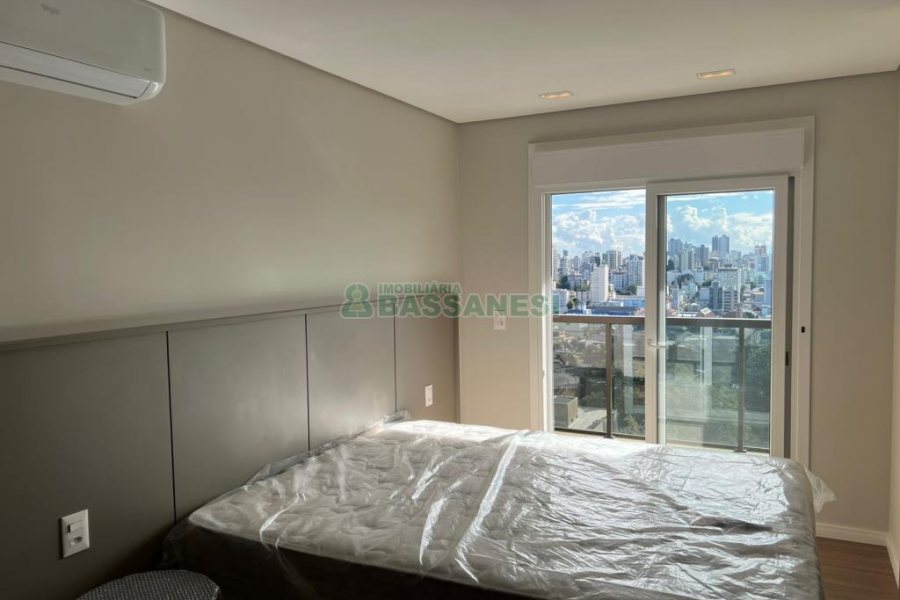 Apartamento com 110m², 3 dormitórios, 2 vagas, no bairro Petrópolis em Caxias do Sul para Alugar