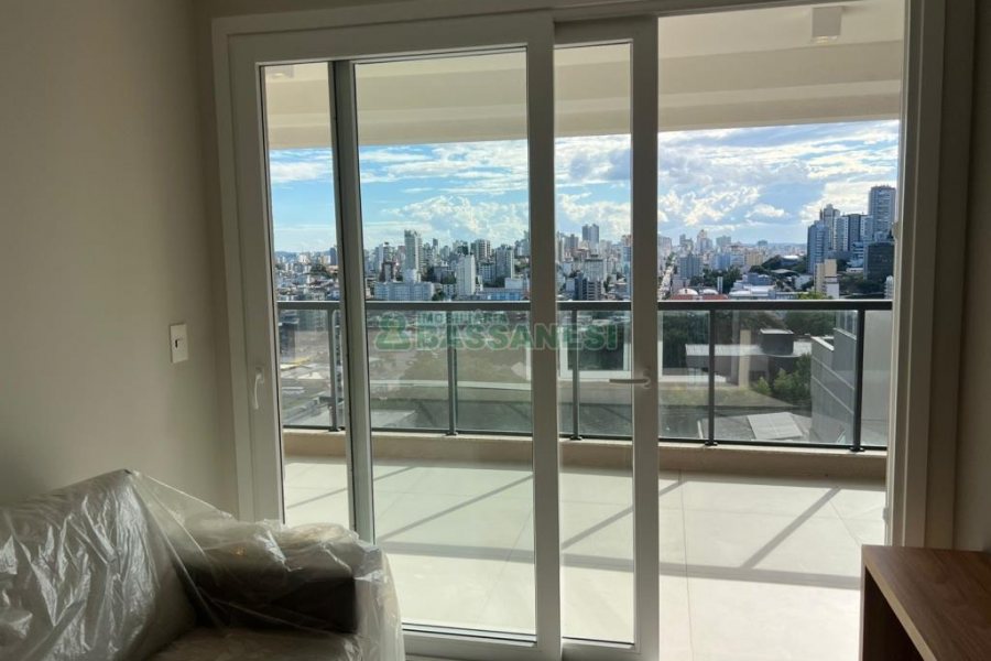 Apartamento com 110m², 3 dormitórios, 2 vagas, no bairro Petrópolis em Caxias do Sul para Alugar