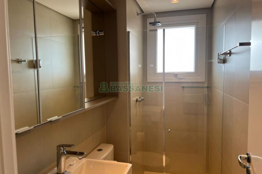 Apartamento com 110m², 3 dormitórios, 2 vagas, no bairro Petrópolis em Caxias do Sul para Alugar