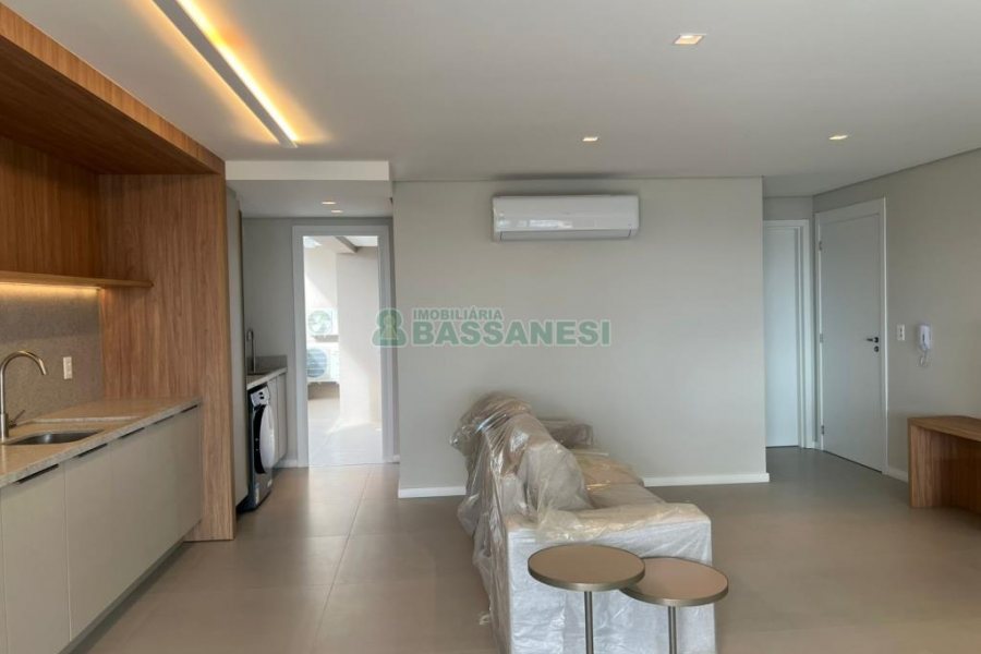 Apartamento com 110m², 3 dormitórios, 2 vagas, no bairro Petrópolis em Caxias do Sul para Alugar ou Comprar