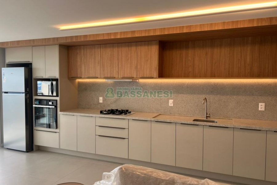 Apartamento com 110m², 3 dormitórios, 2 vagas, no bairro Petrópolis em Caxias do Sul para Alugar ou Comprar