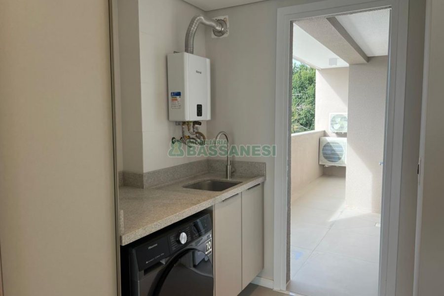 Apartamento com 110m², 3 dormitórios, 2 vagas, no bairro Petrópolis em Caxias do Sul para Alugar ou Comprar
