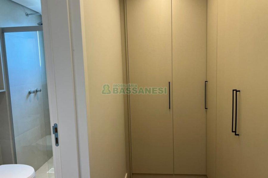 Apartamento com 110m², 3 dormitórios, 2 vagas, no bairro Petrópolis em Caxias do Sul para Alugar ou Comprar