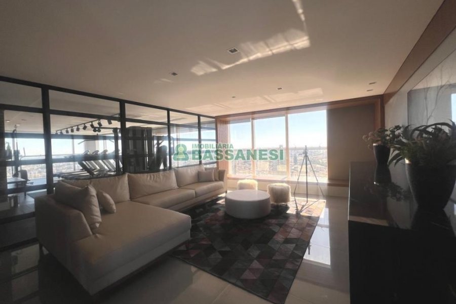 Apartamento com 178m², 2 dormitórios, 2 vagas, no bairro Exposição em Caxias do Sul para Comprar